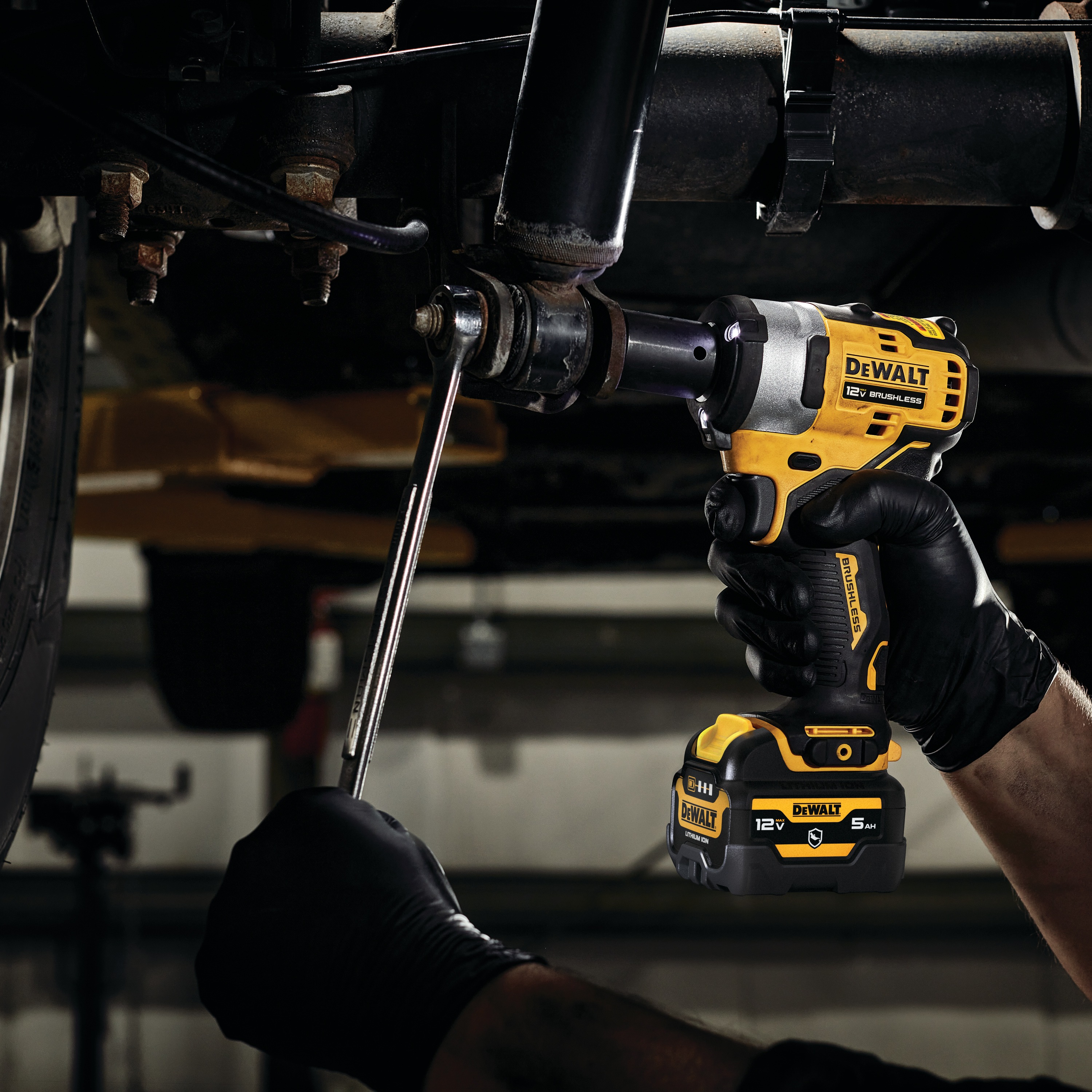 XTREME 12V MAX* Brushless 1/2 in. Cordless Impact Wrench (Tool Only