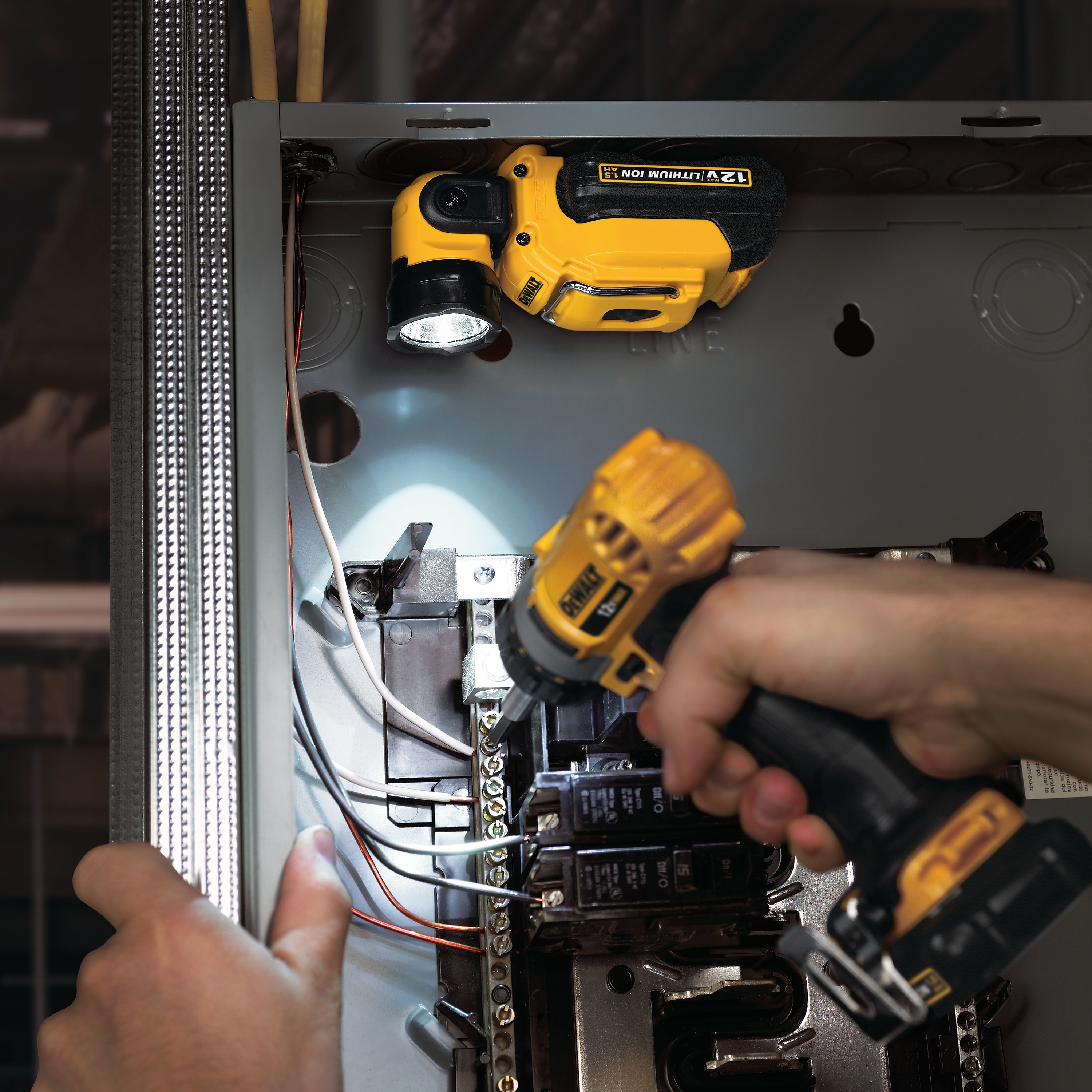 12V MAX* LED Worklight DCL510 DEWALT