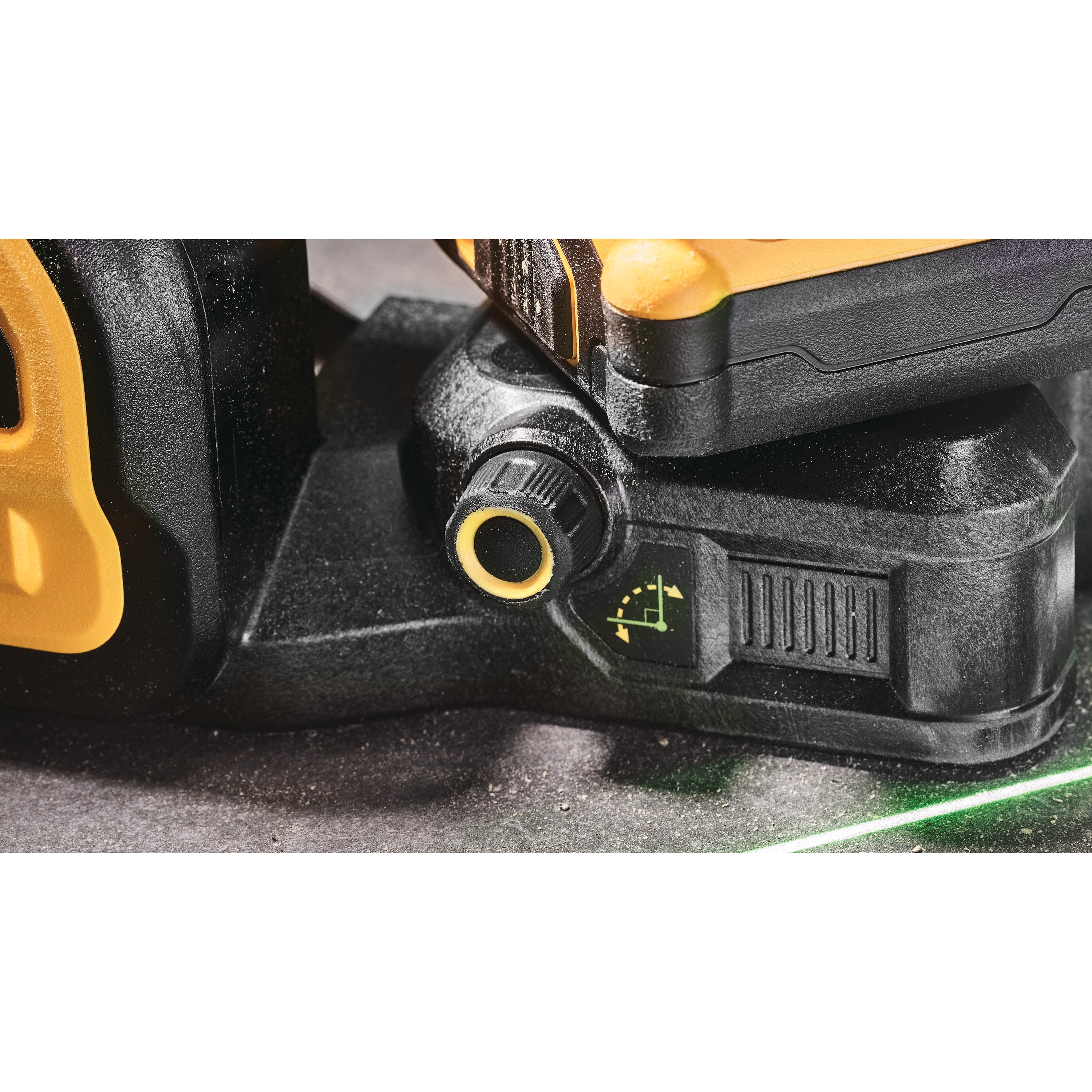 Adjustment knob feature of a green line laser
