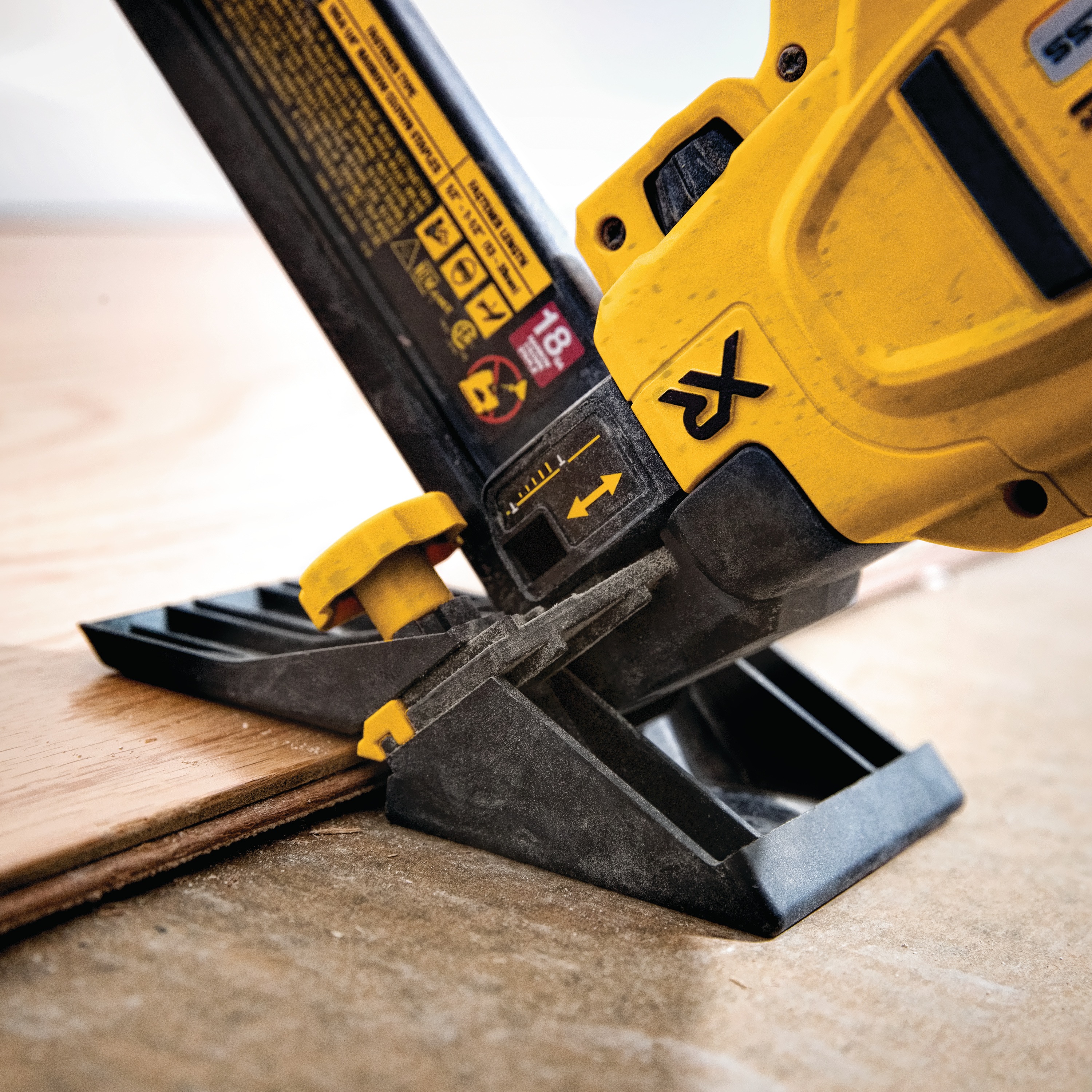 18 Ga Cordless Flooring Stapler Tool, Cordless Hardwood Floor Nailer