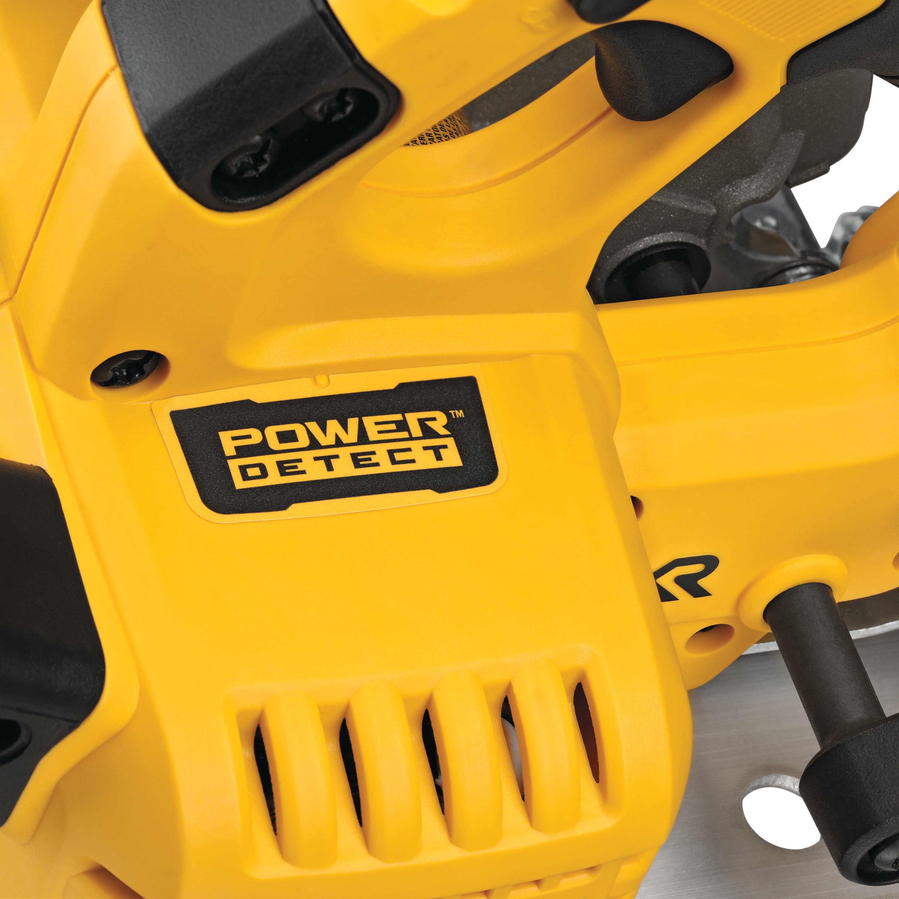 POWER DETECT feature of XR brushless circular saw.