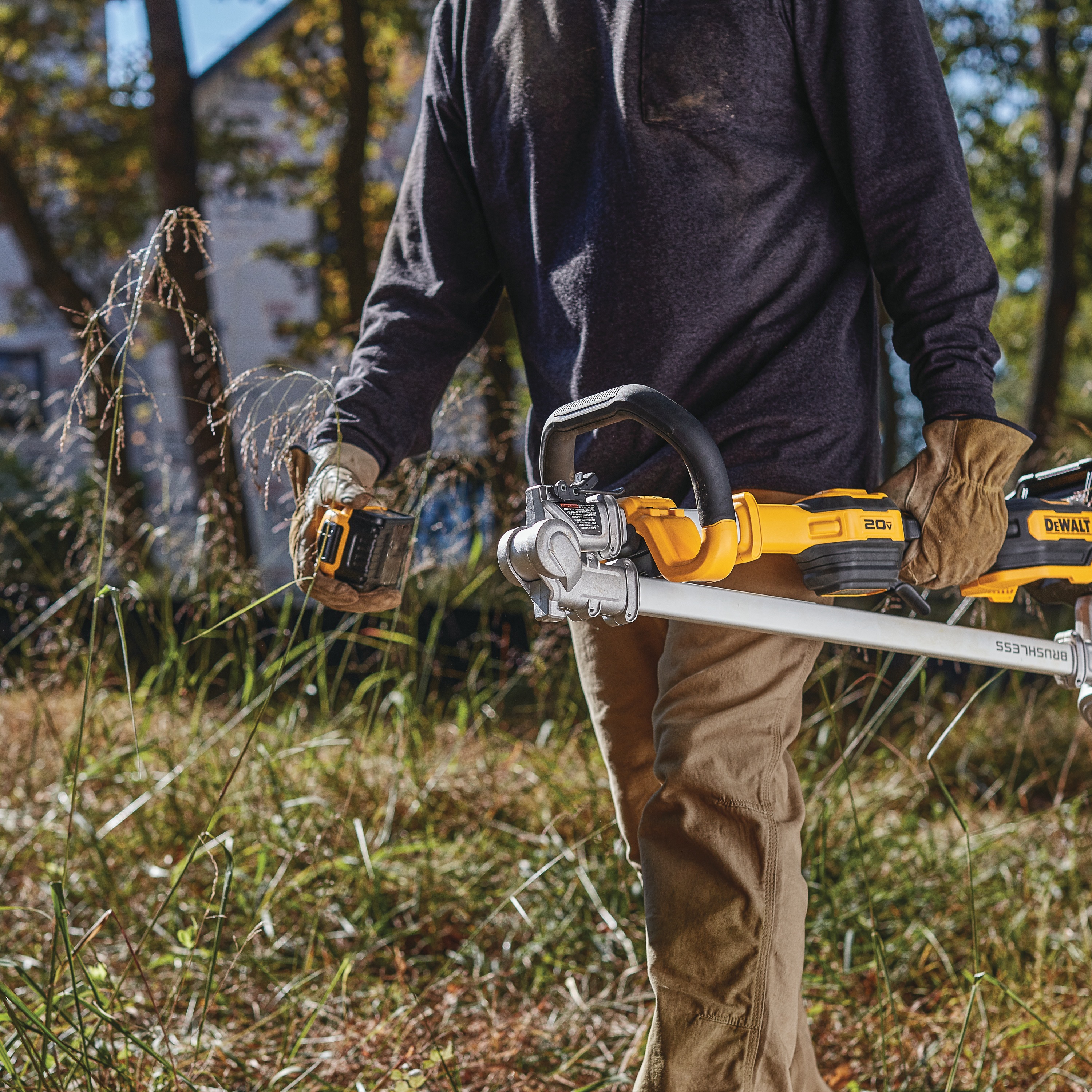 dewalt 20 volt trimmer