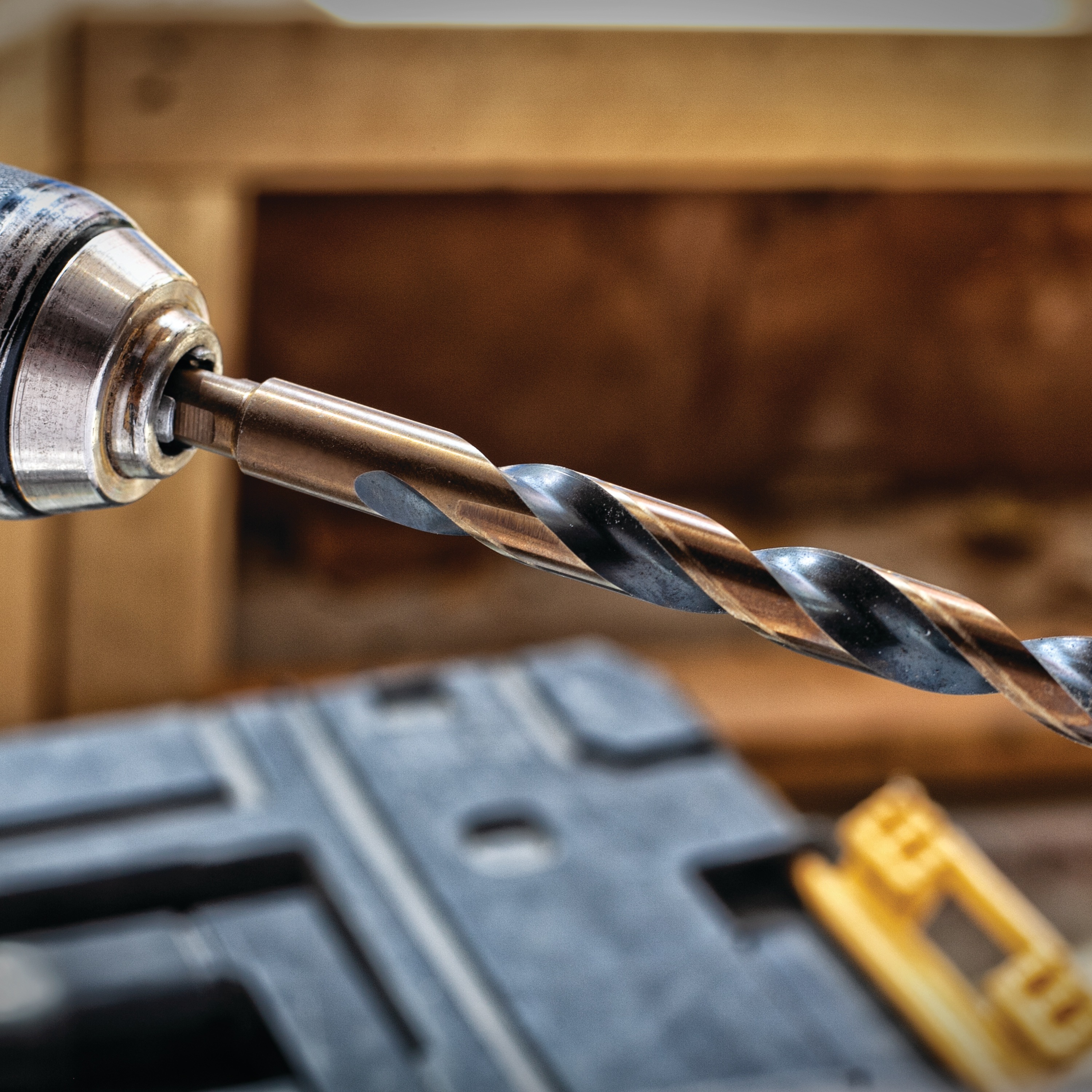 Black DEWALT DW1124 3//8 Oxide Bit