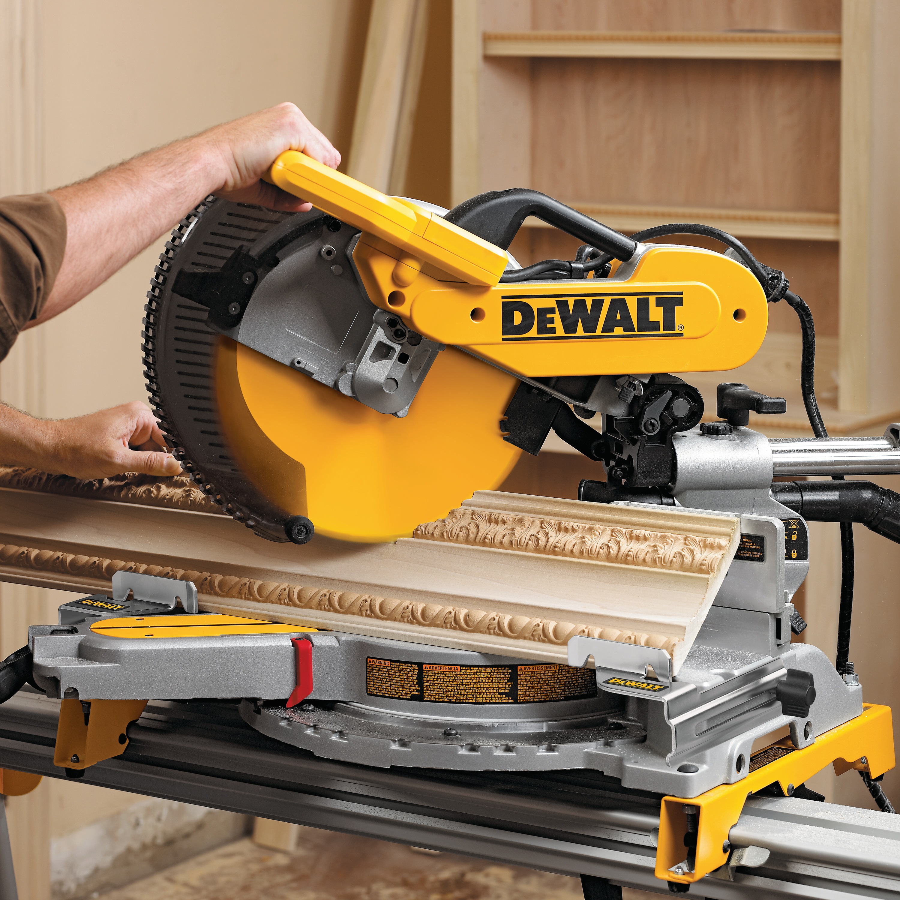 Лучшие торцевые пилы. DEWALT dws780. Торцовочная пила DEWALT dws780. DEWALT dw718 QS. DEWALT dw703.