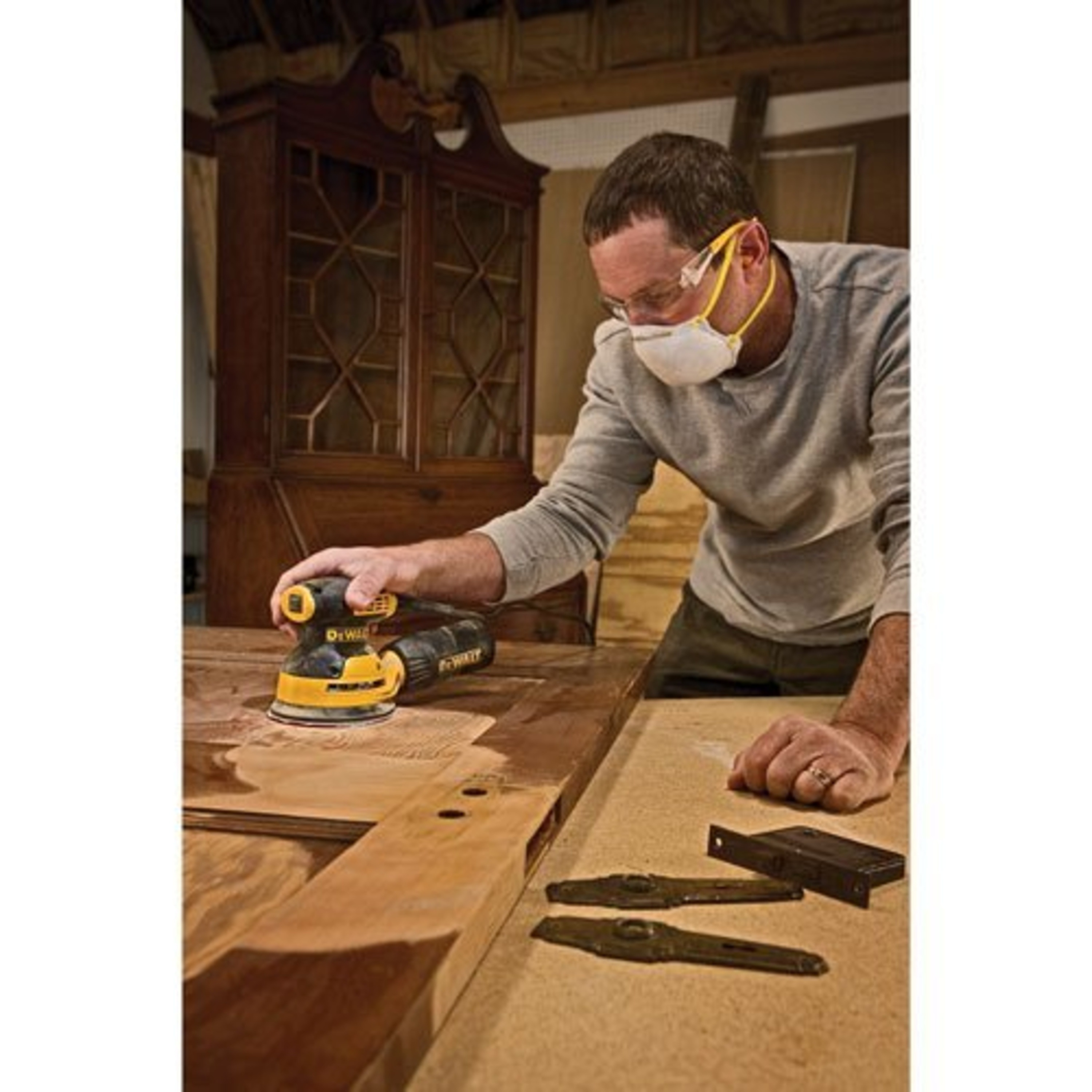 5" Single Speed Random Orbit Sander H&L Pad DWE6421 DEWALT