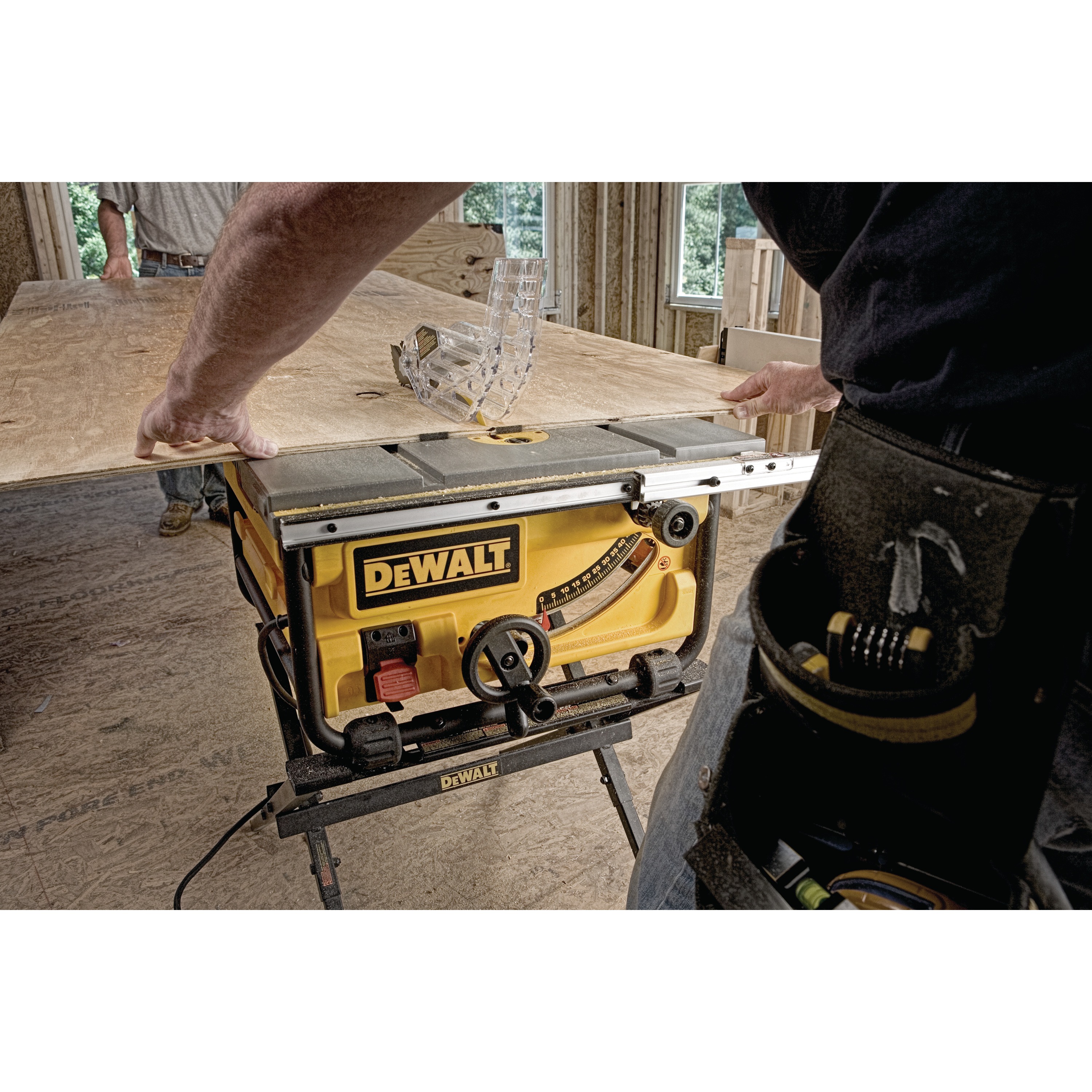 10 Compact Job Site Table Saw With Site Pro Modular Guarding System