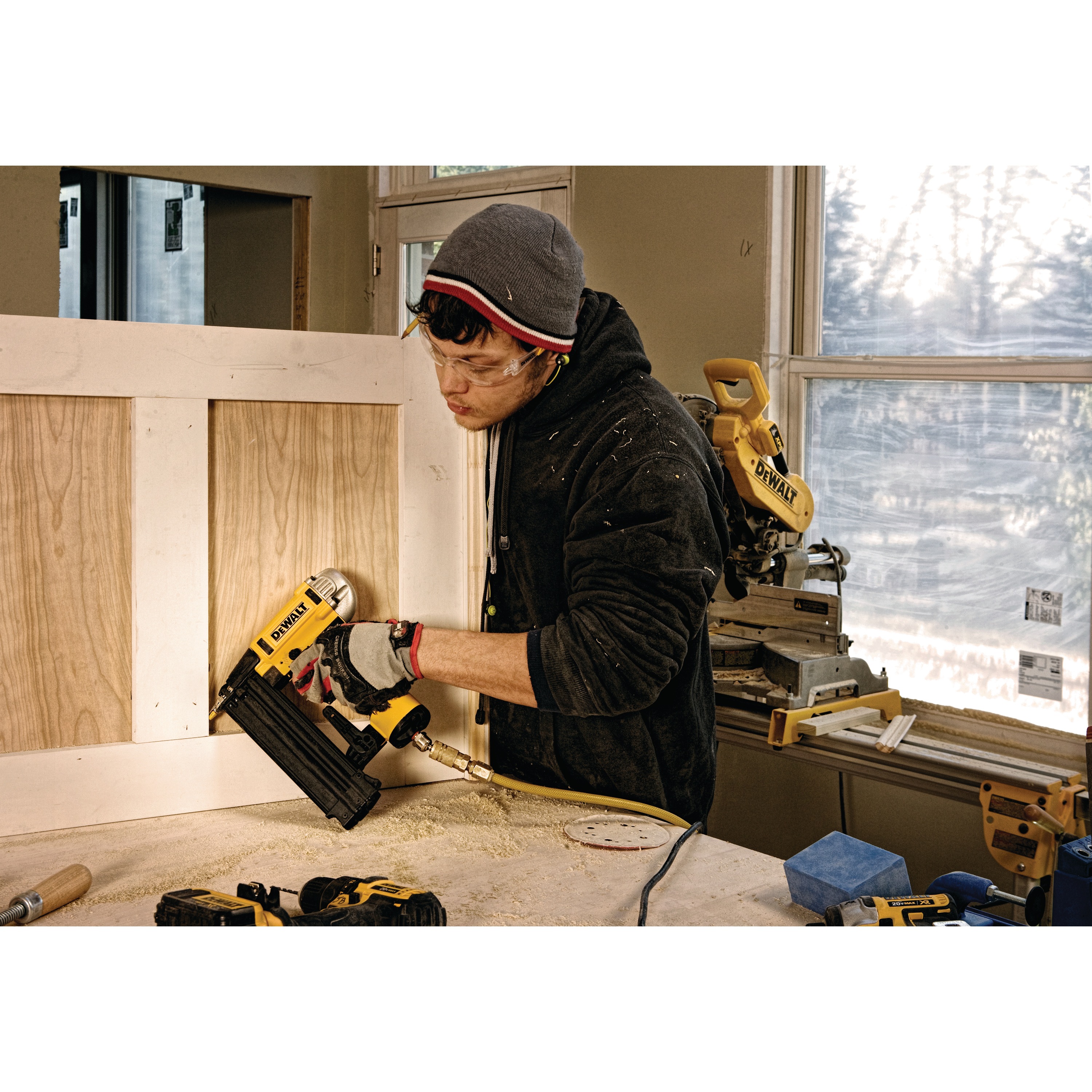 dewalt compressor and brad nailer