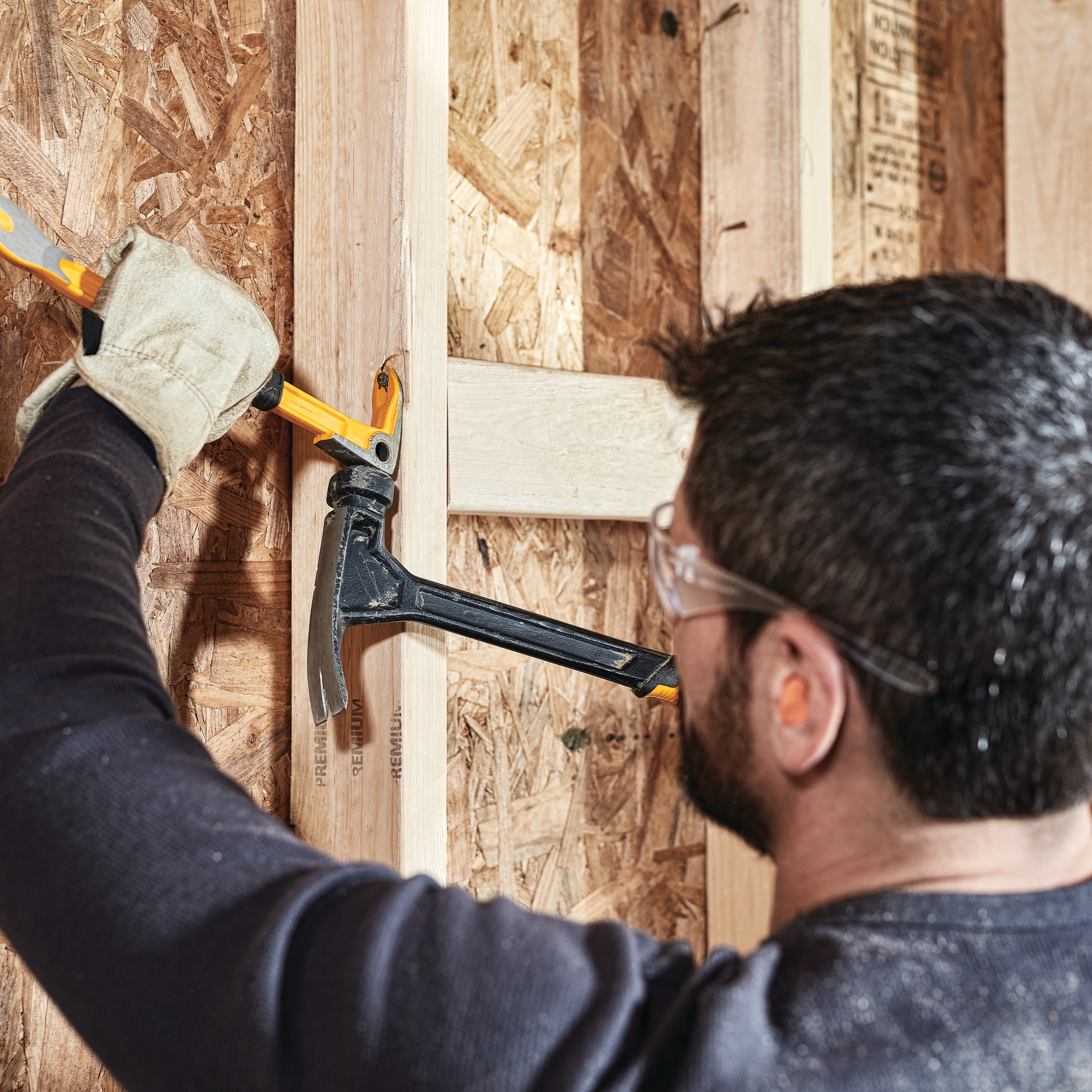 12 in. Precision Claw Bar DWHT55166 DEWALT