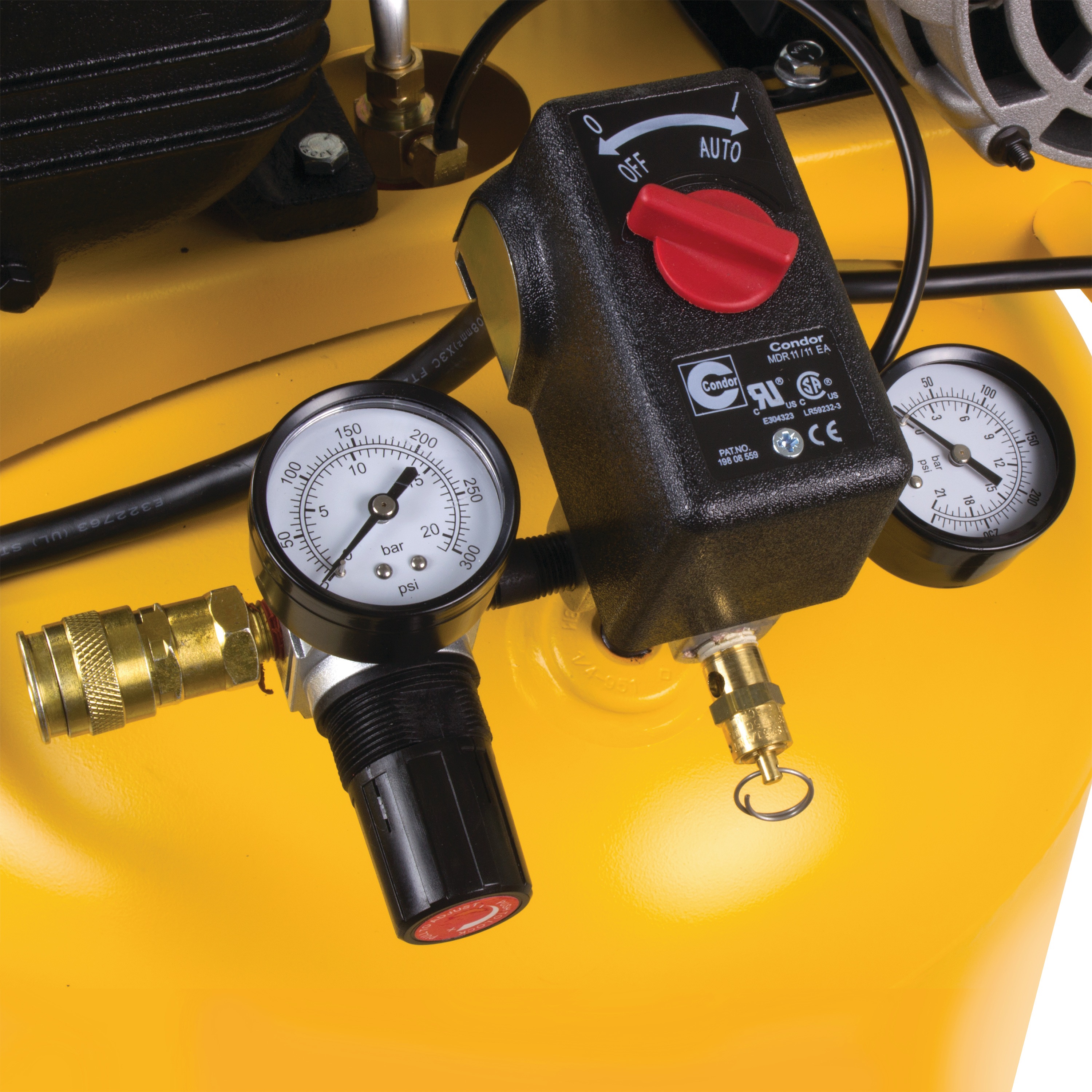 Pressure Switch feature of 30 Gallon 155 P S I 1.6 H P portable electric air compressor.
