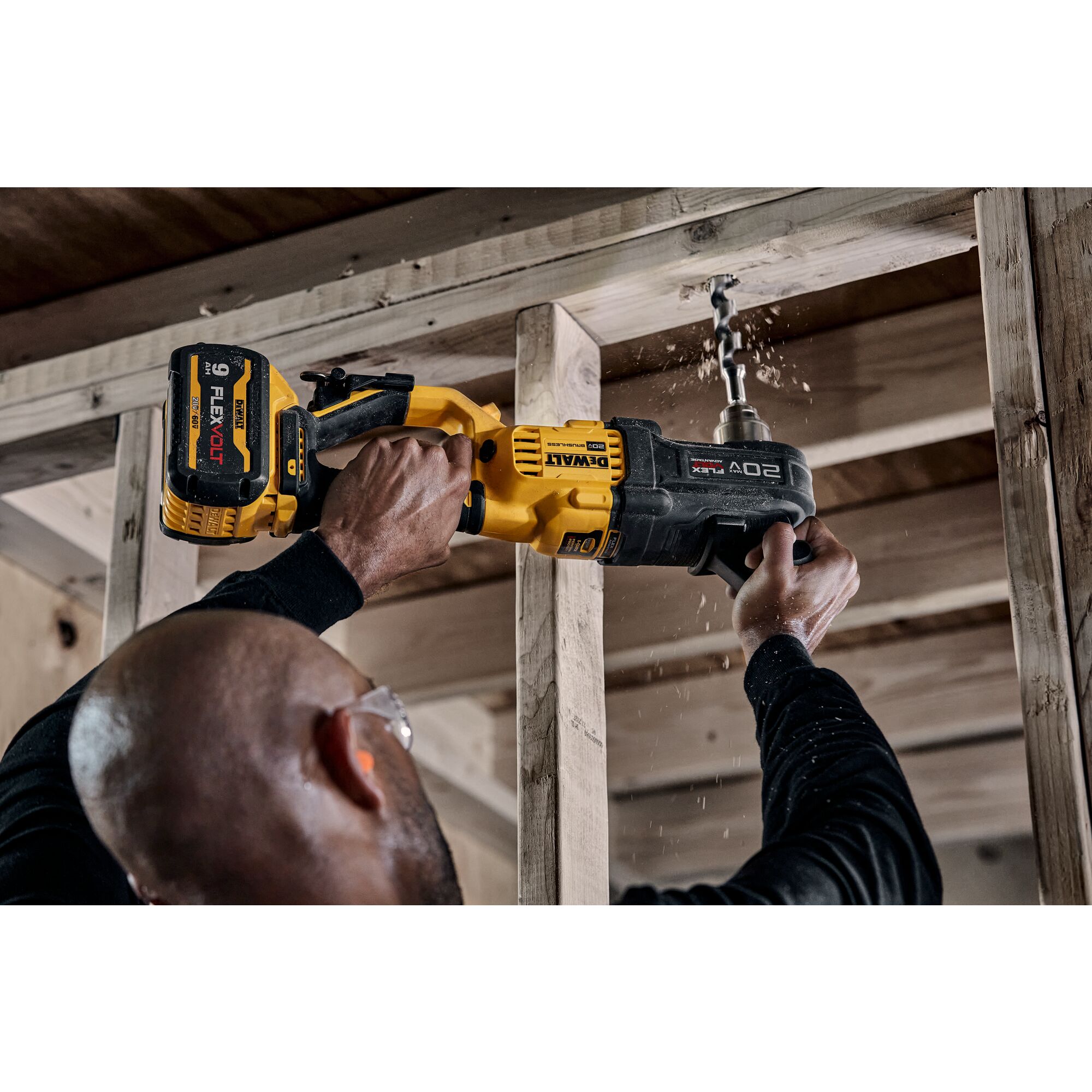 DEWALT 20V MAX* Brushless Cordless 7/16 in. Compact Quick Change Stud and  Joist Drill Kit with FLEXVOLT ADVANTAGE(TM) Kit (DCD445X1) 