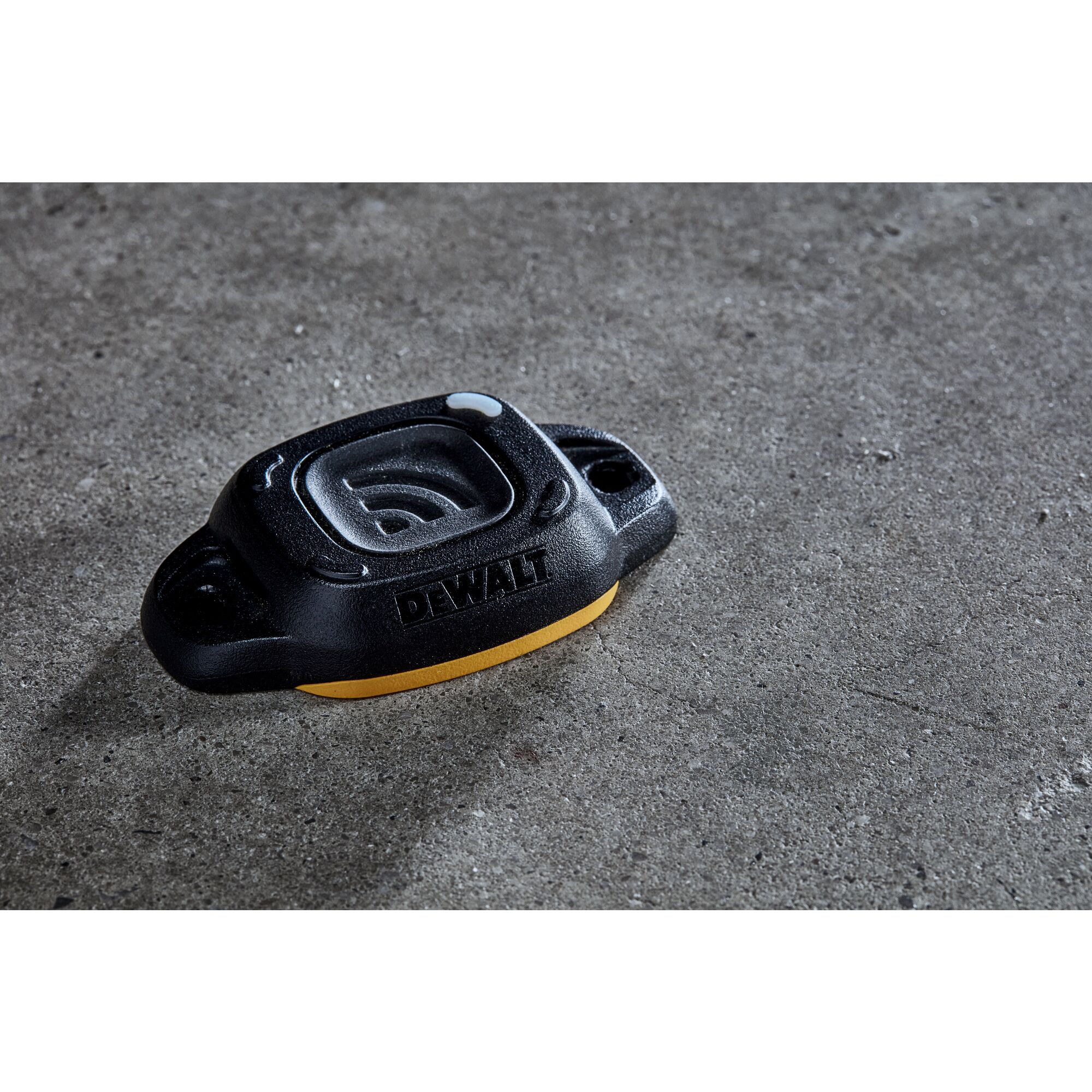 Dewalt tool on sale connect chip