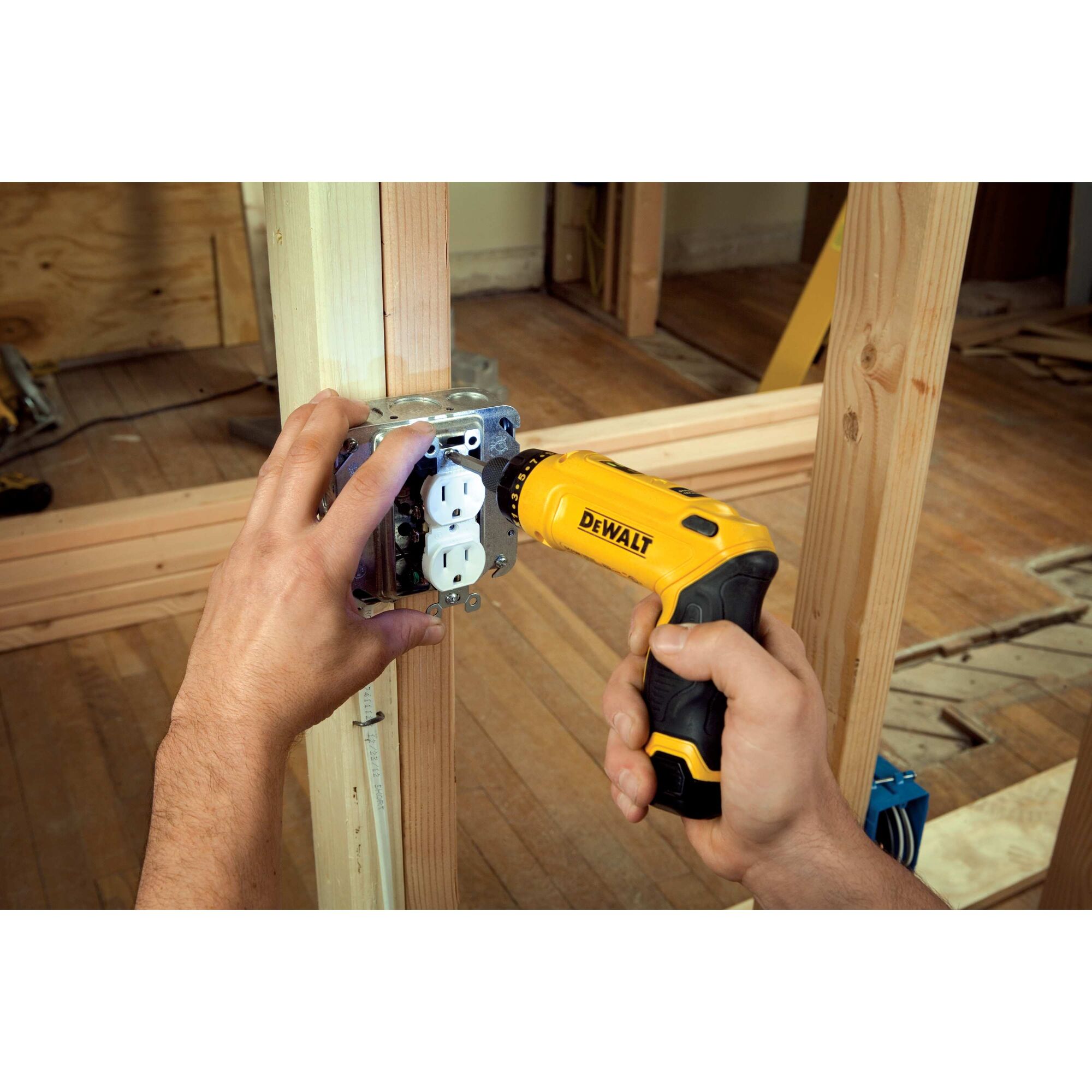 8V MAX* Gyroscopic Screwdriver 1 Battery Kit | DEWALT