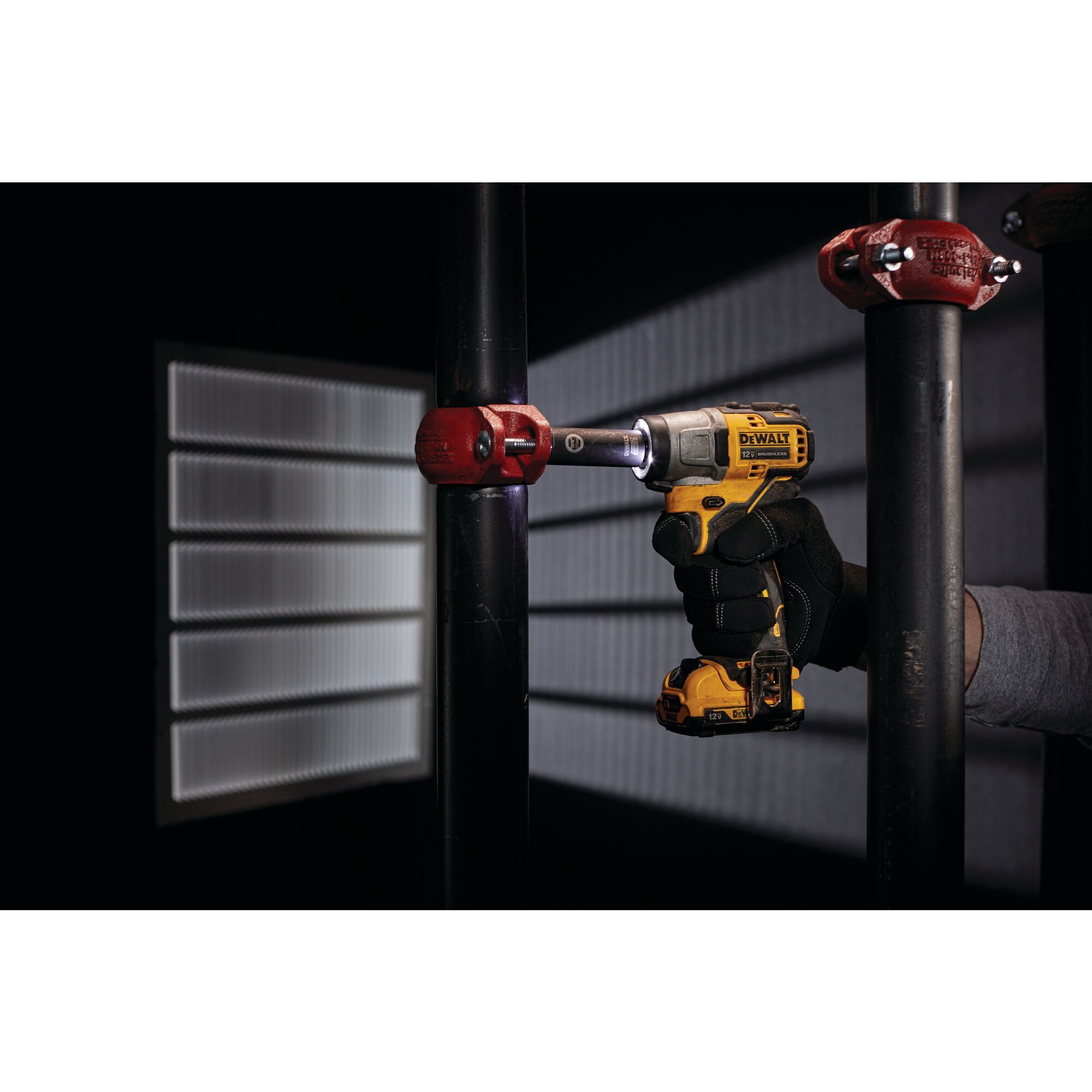 Dcf902f2 dewalt online