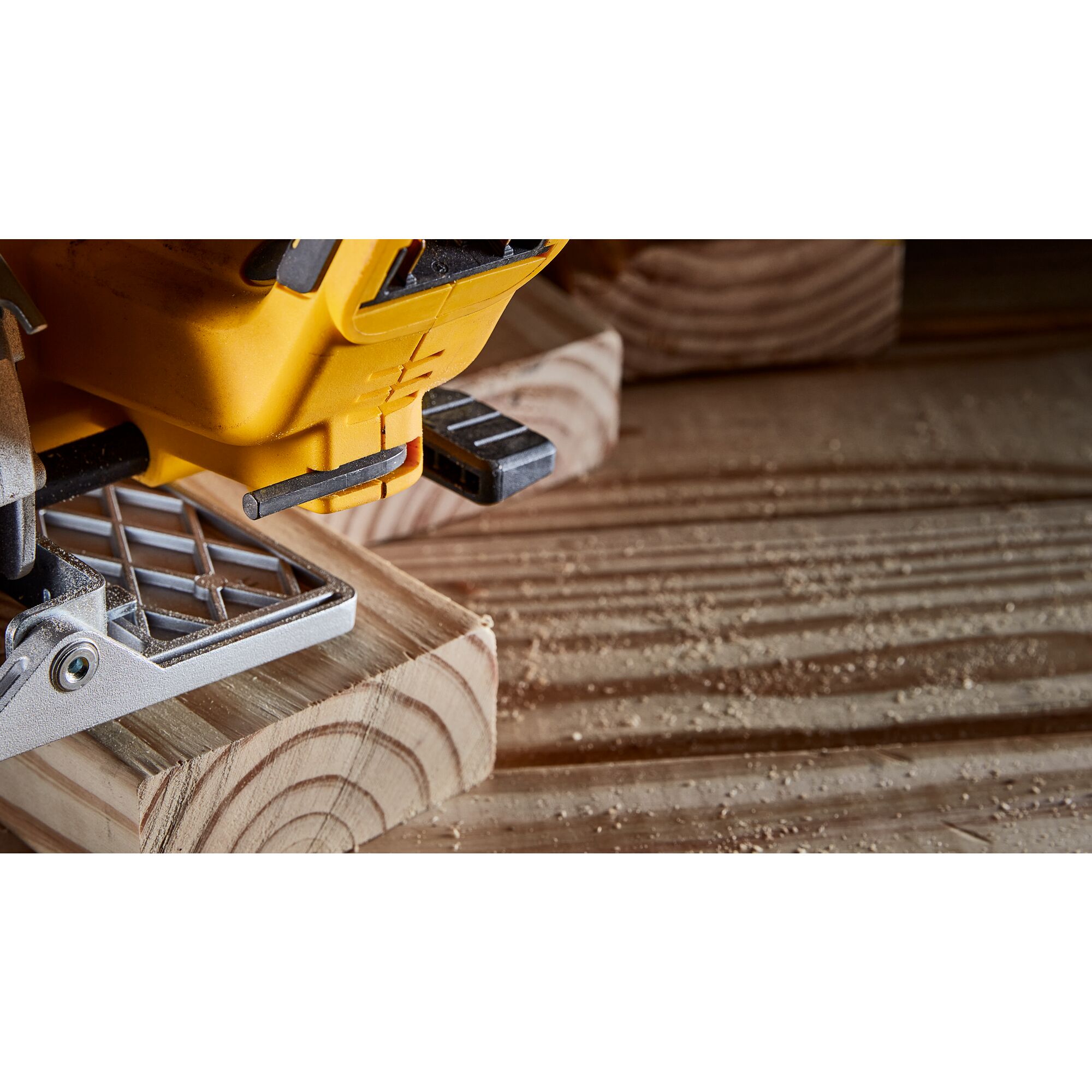 Dewalt sub compact cheap circular saw