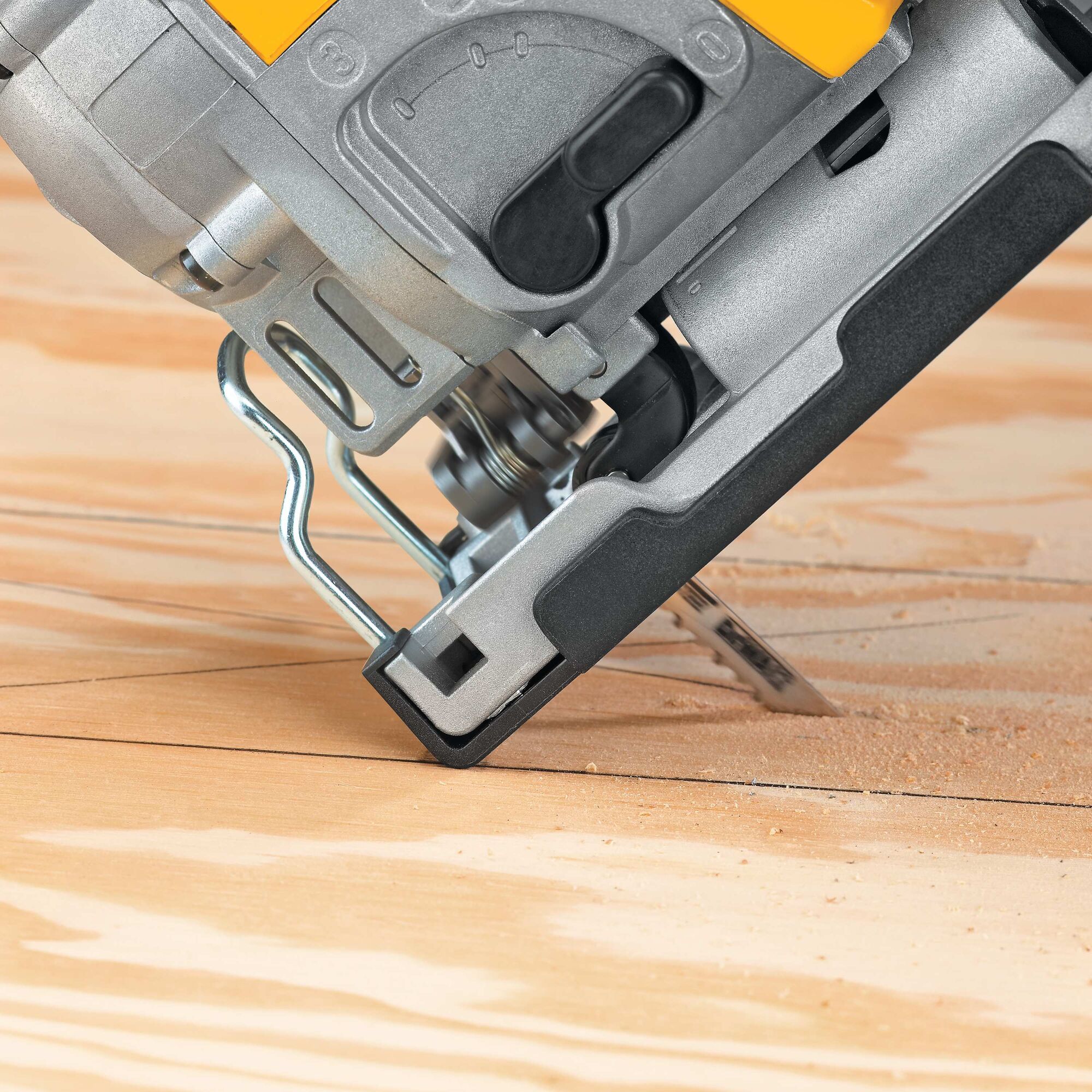 Dewalt jigsaw sales circle guide