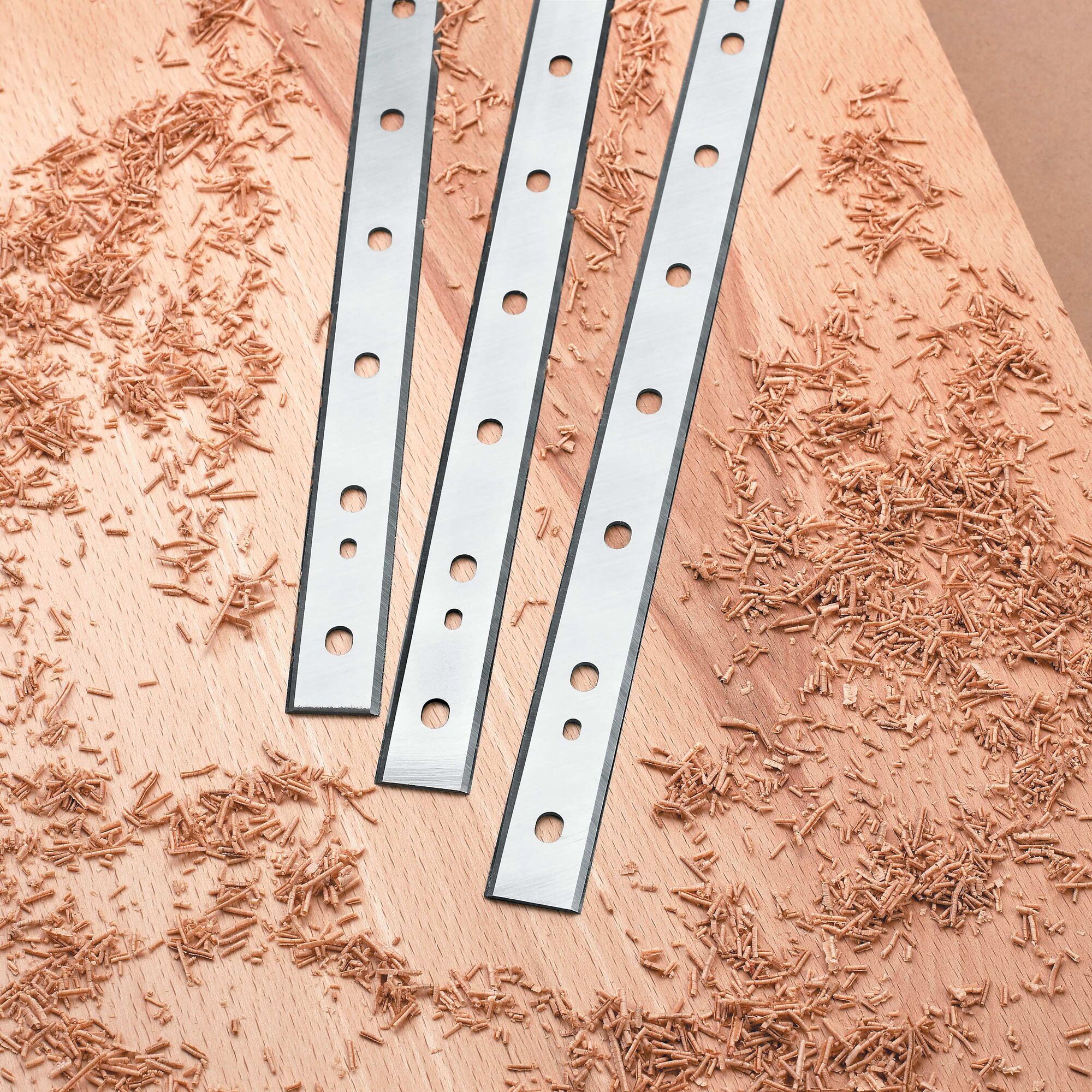 13 in. Three Knife, Two Speed Thickness Planer | DEWALT