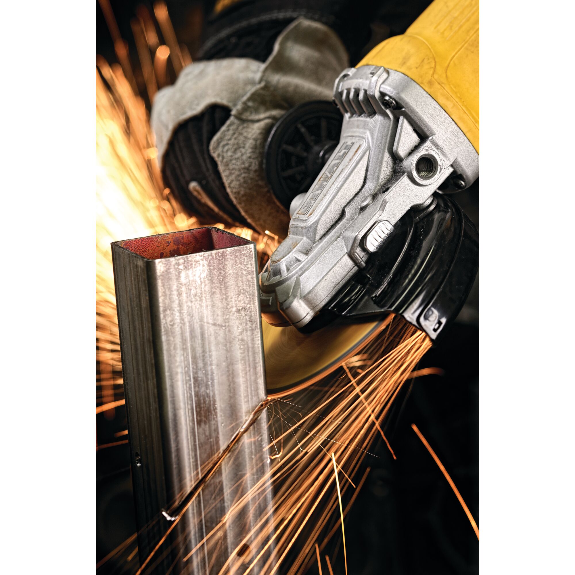 Dewalt flathead online grinder