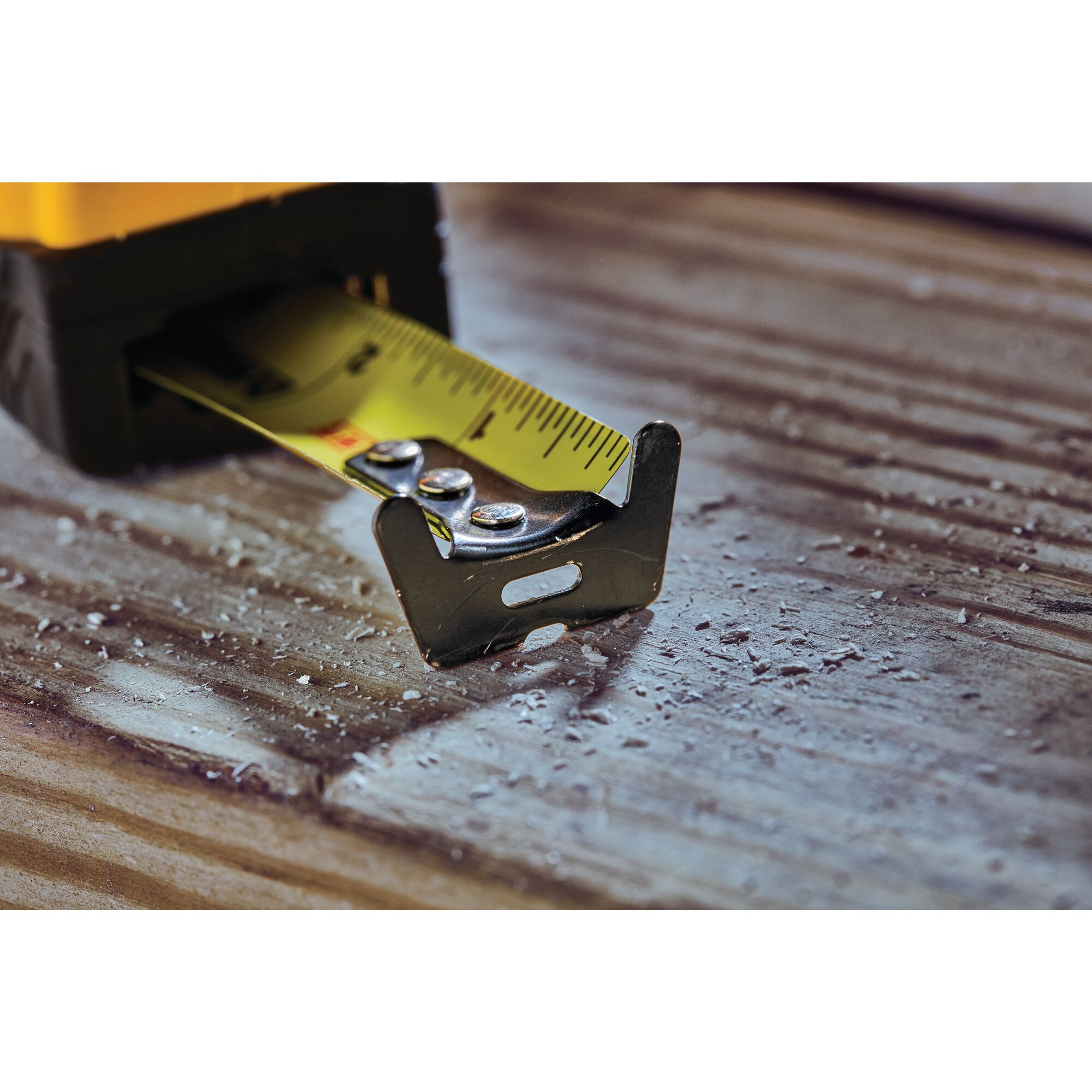 Standard Tape Measure DeWalt DWHT36109 1-1/8 x 30 ft Belt Clip Yellow/Black