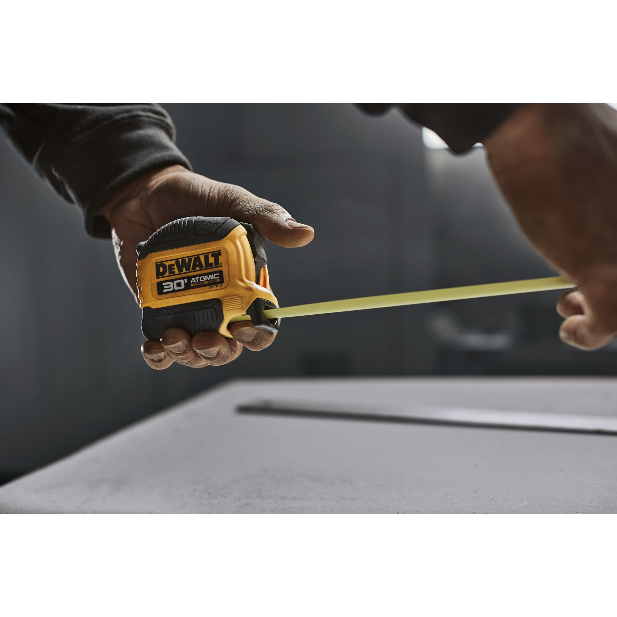 Dewalt 30 ft tape measure online