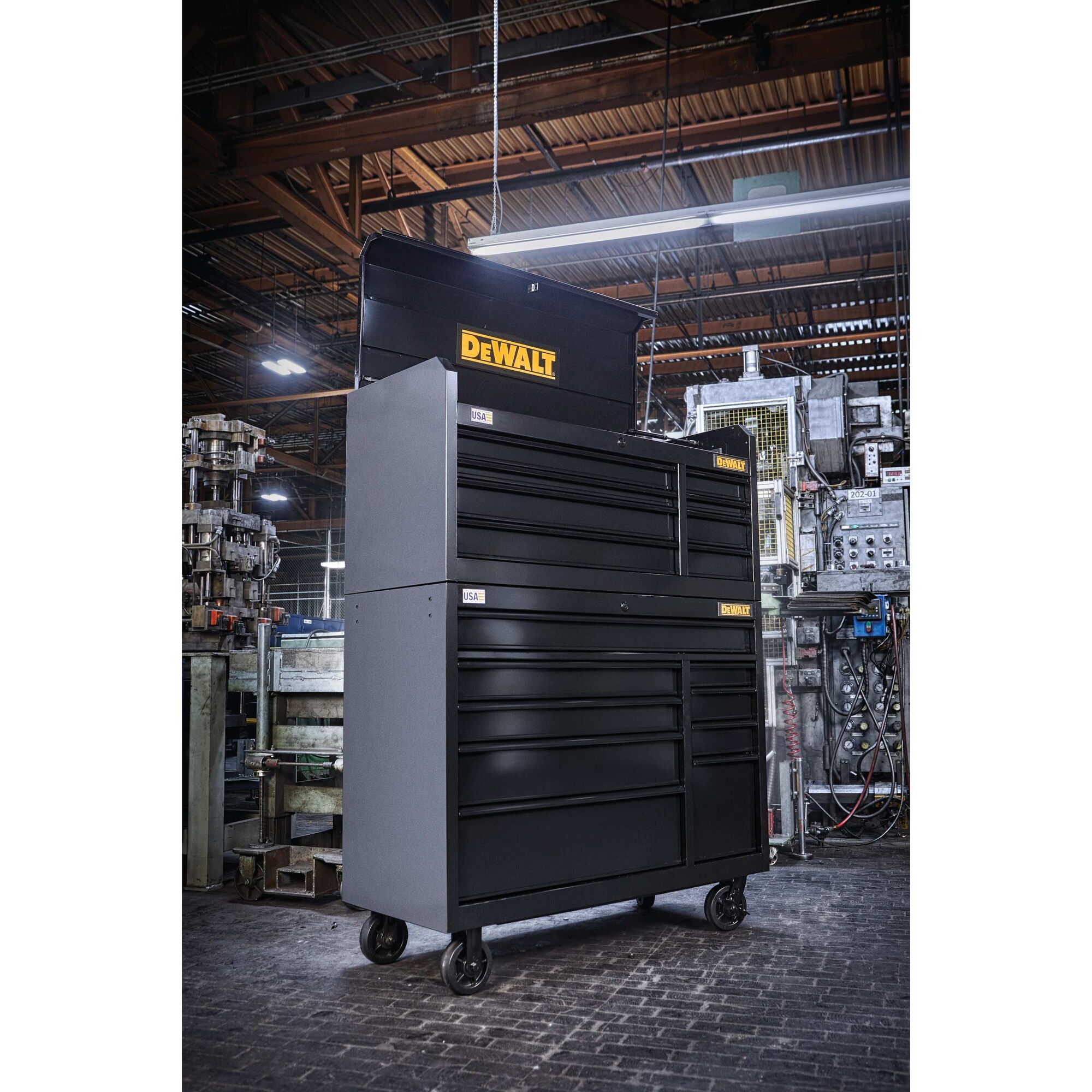 52 in. Wide 9 Drawer Rolling Tool Cabinet DEWALT