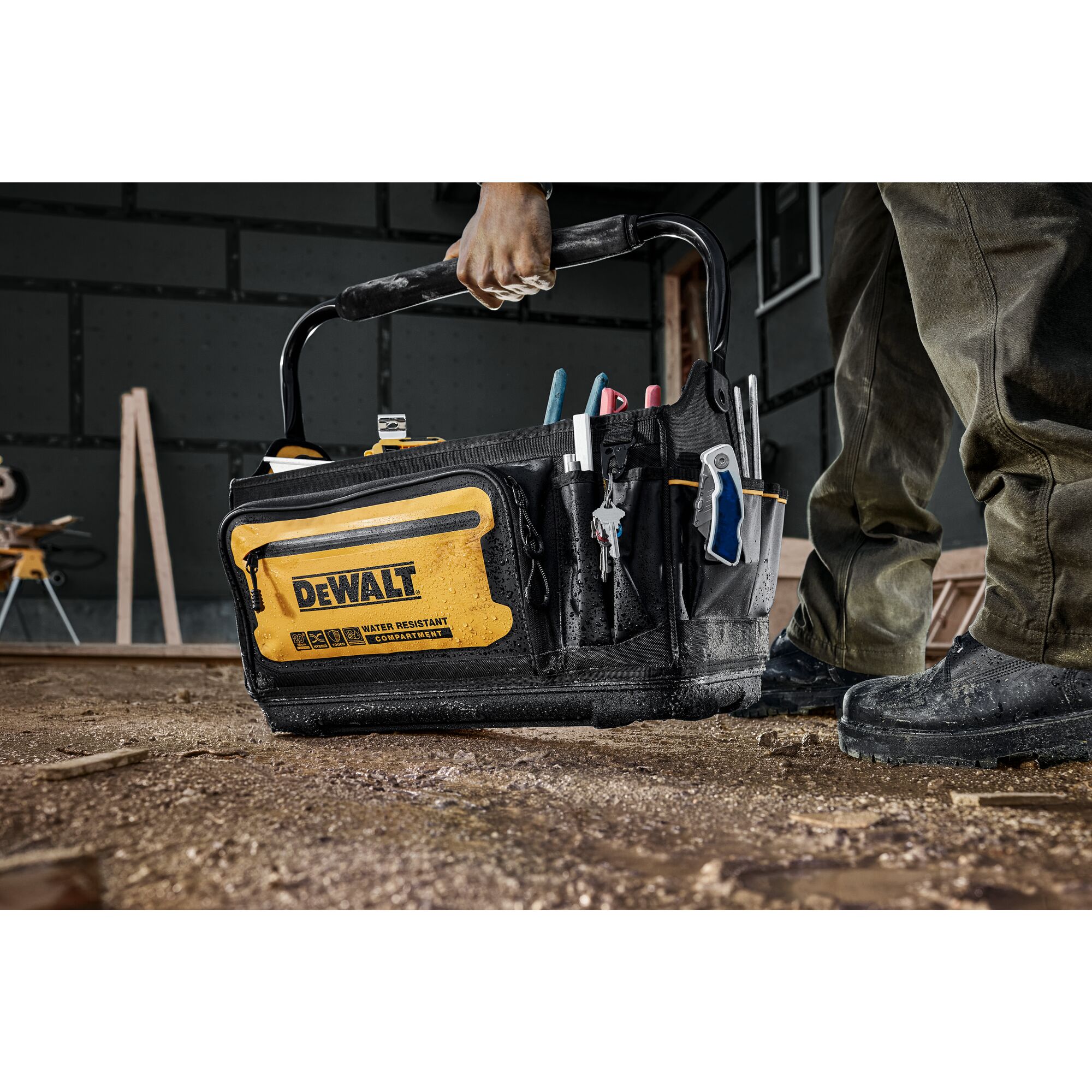 Dewalt tote online bag