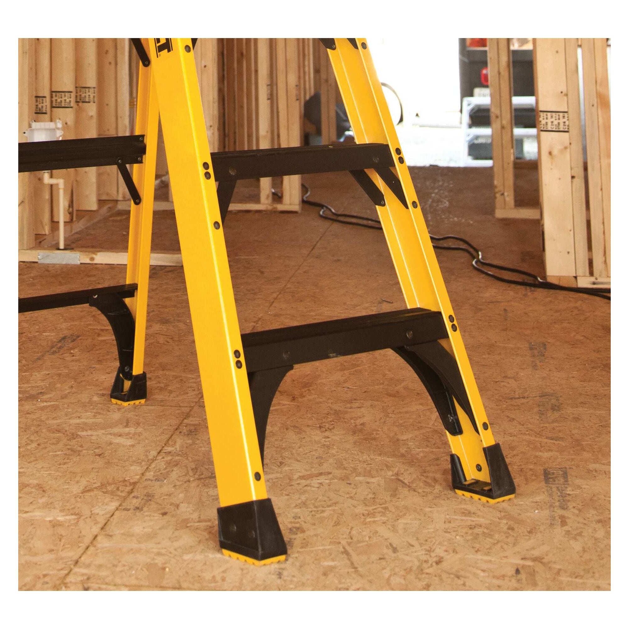 Dewalt 500 cheap lb ladder
