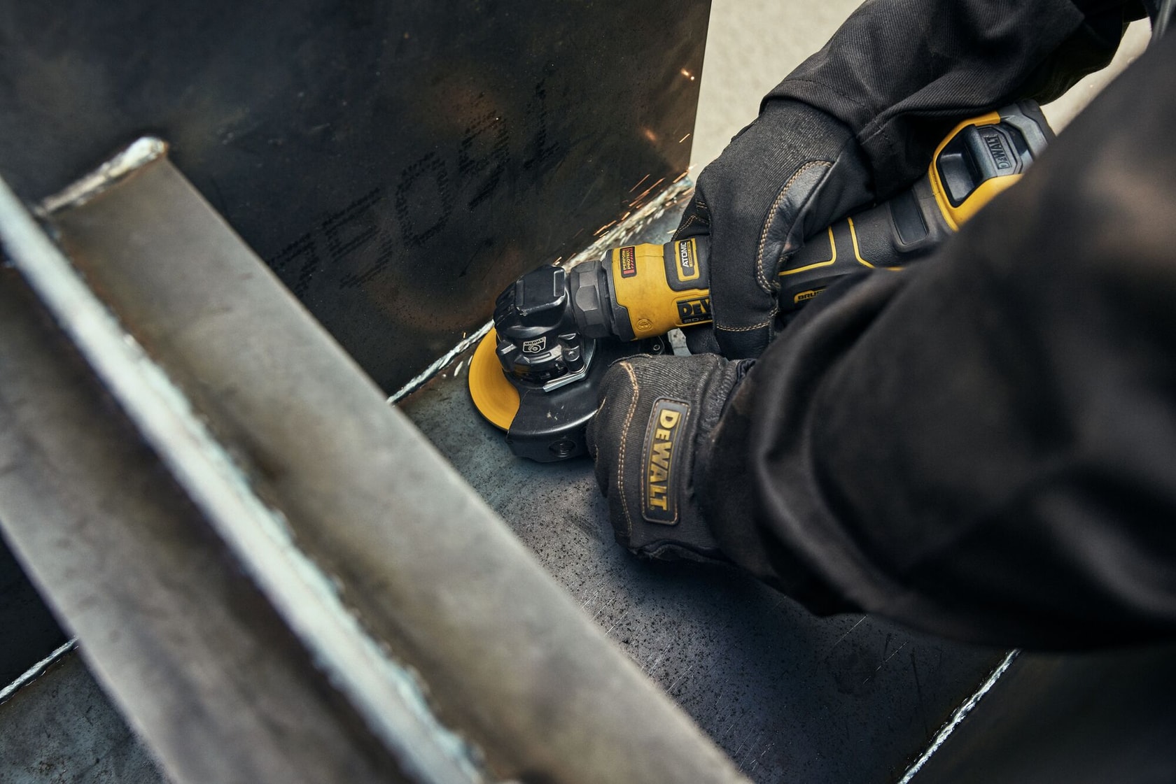 ATOMIC grinder grinding metal