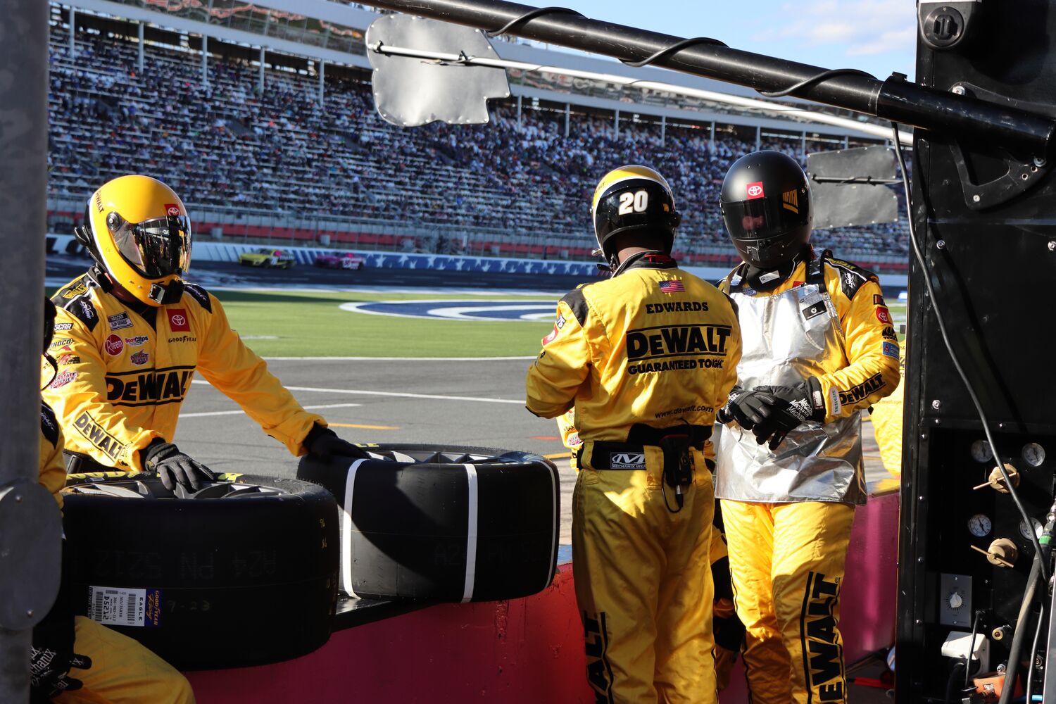 Trade Story Tella gallery lifestyle photograph